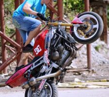 фото